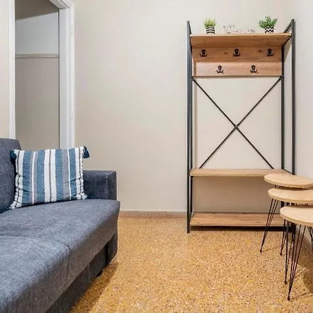 Billy's Ano Patisia, Apartment Athens